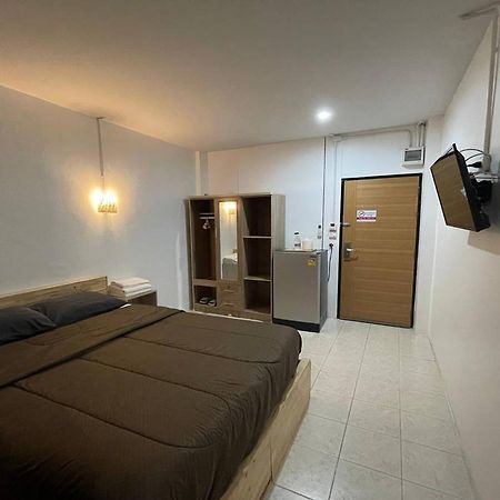 Racha Caftel - 7 House - รชาคาฟเทล Aparthotel Chiang Mai Exterior photo